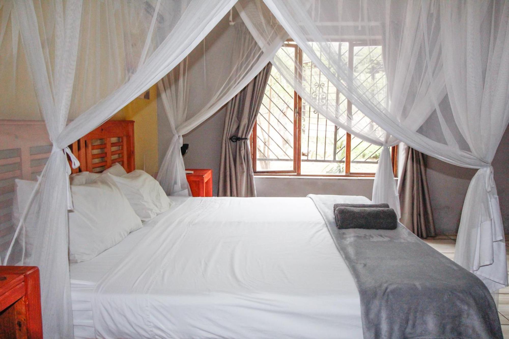 Kruger Park Hostel Marloth Park Exterior photo